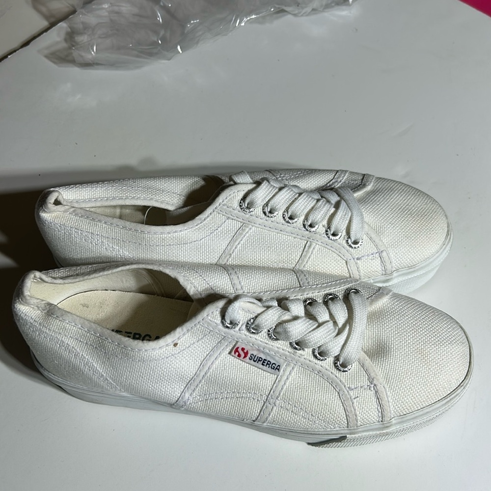 Superga size us8